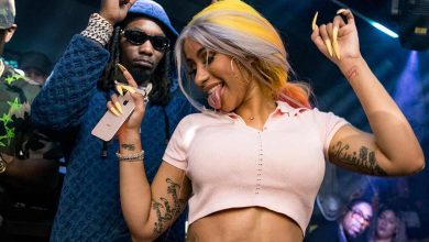 Photo of Cardi B Kisses Offset During Lavish Birthday Party One Month After Filing for Divorce