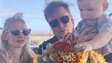 Photo of Elon Musk Shares New Photo of Grimes and Their Baby Boy in Texas City He’s Calling “Starbase”
