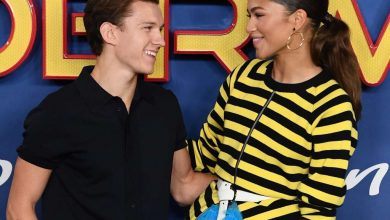 Photo of Zendaya and Tom Holland Confirm Romance With Steamy Makeout Session