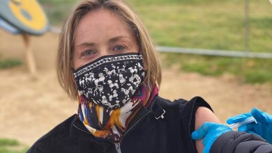 Photo of Sharon Stone claims she’s ‘being threatened’ after set vaccination request.