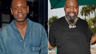 Photo of Dave Chappelle honors late rapper Biz Markie after screening doc in D.C.