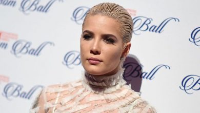 Photo of Halsey Reveals Multiple Diagnoses Following Hospitalization: ‘I Started Getting Really, Really Sick’