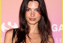 Photo of Emily Ratajkowski Seemingly Comes Out as Bisexual Amid Divorce & Recent Dating Rumors